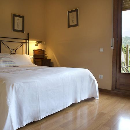 Cal Pastor Guest House La Pobla de Cervoles Room photo